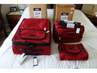 tumi 3 piece luggage set