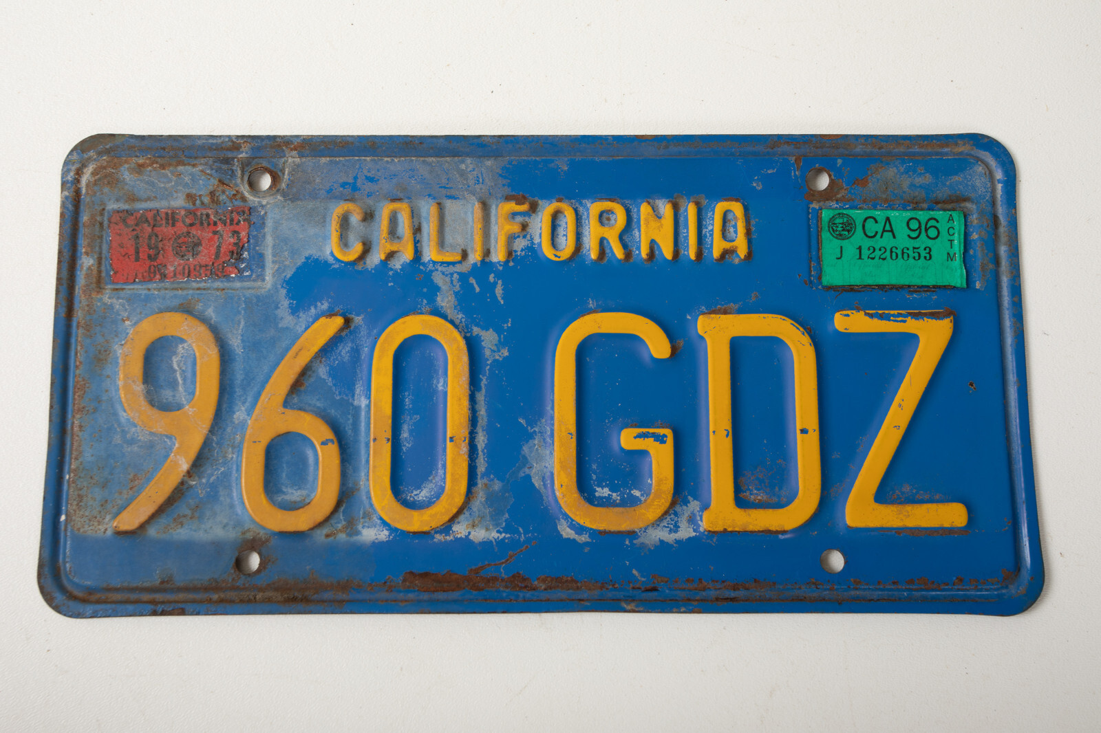 小物 STANDARD CALIFORNIA 1970s California License Plate (P2L) Blue & Yellow (JSF6