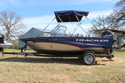 2012 Tracker Pro Guide 175WT W/90hp Mercury 4 Stroke Only 82 hours