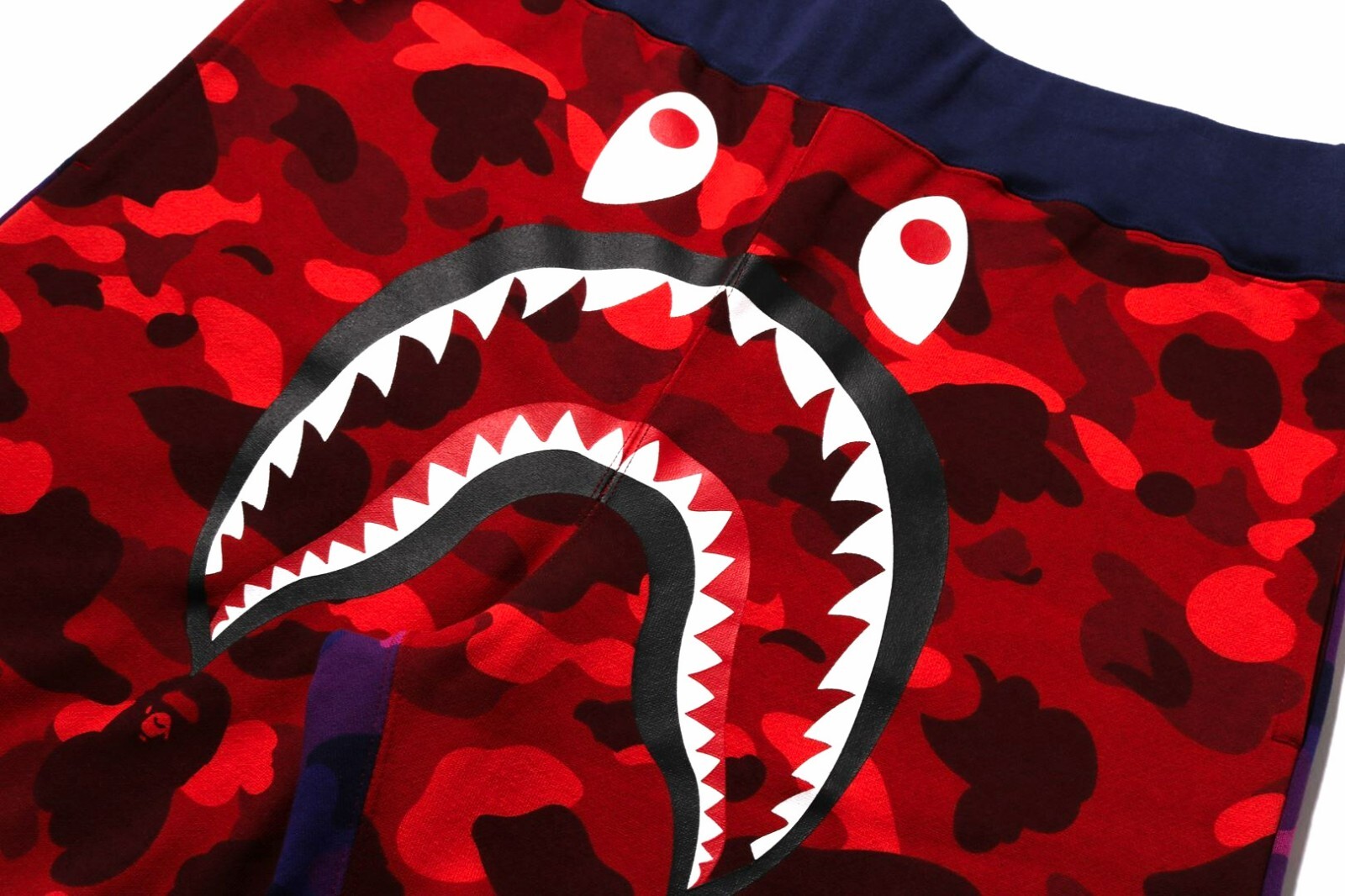 Pre-owned Bape A Bathing Ape  "crazy Camo Shark Sweat Shorts" Red Size S-2xl