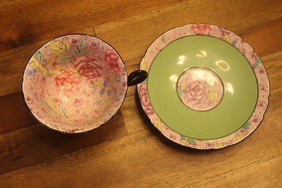 SHELLEY rose Swansea Lace Gainsborough shape green chintz TEA CUP SAUCER  11302