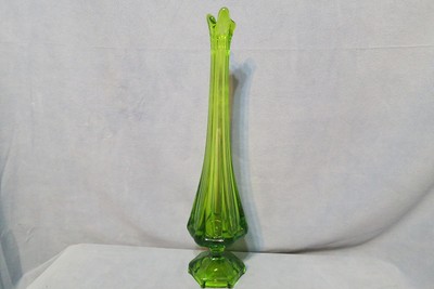Vintage Viking Glass Epic Six 6 Sided Vase Avocado Green 17 3/8