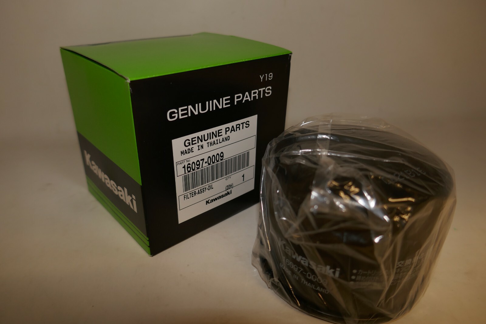 OEM Kawasaki Oil Filter 16097-0009 Ninja H2 H2-R Z-H2 H2-SX