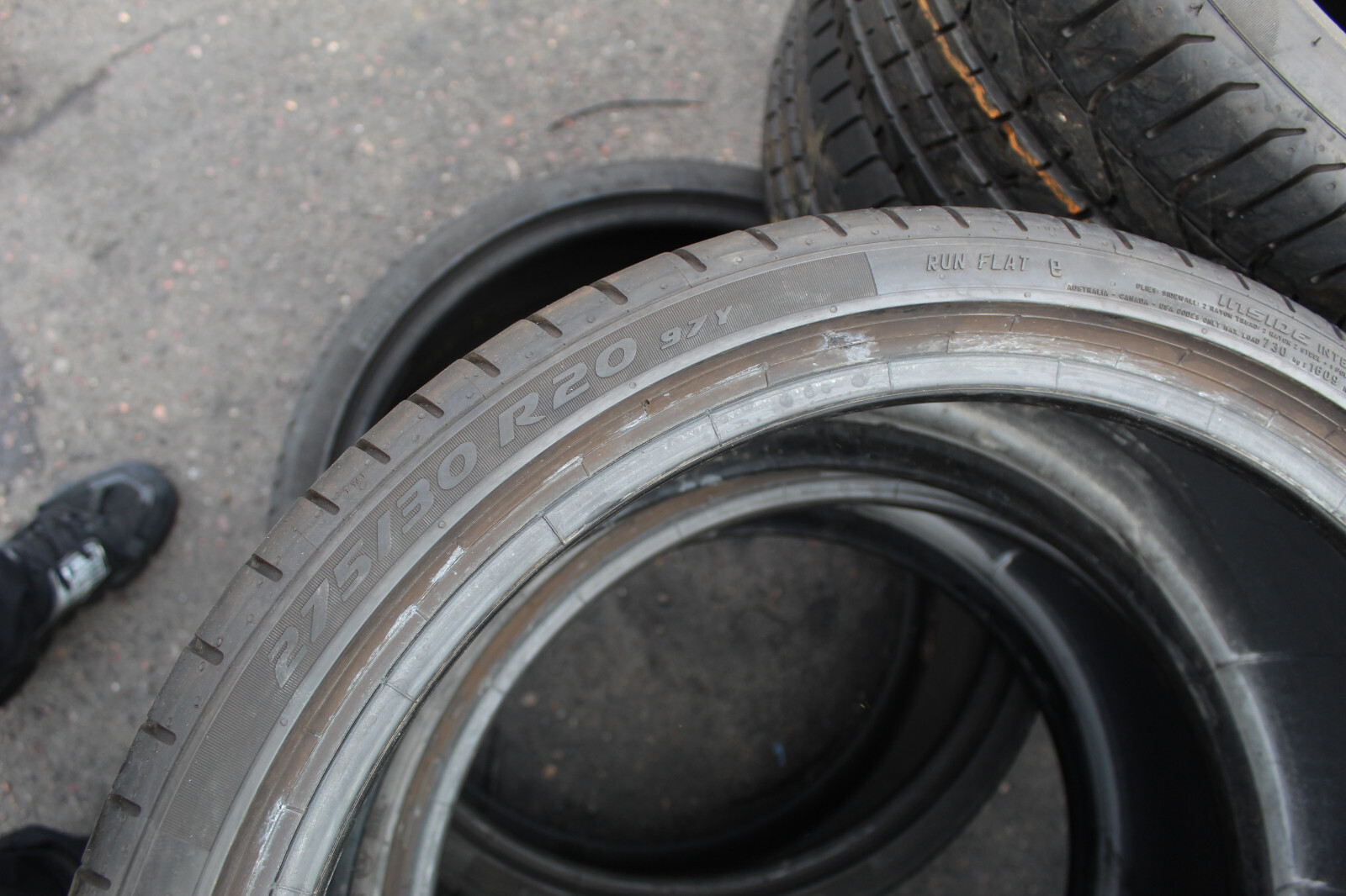 275 30 20 Pirelli, RunFlat, XL, MOE, 97Y, x2 A Pair 6.0mm (F1_tyres) L2630