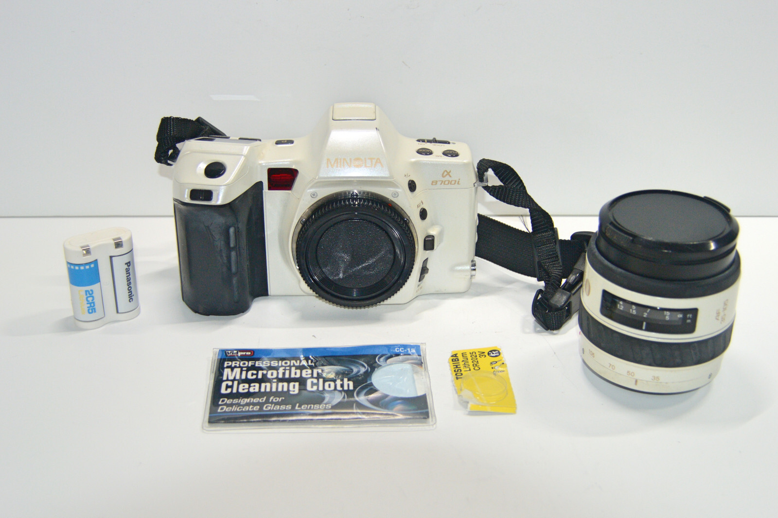 Minolta A α Alpha 8700i Mir Limited AF Zoom Film Camera