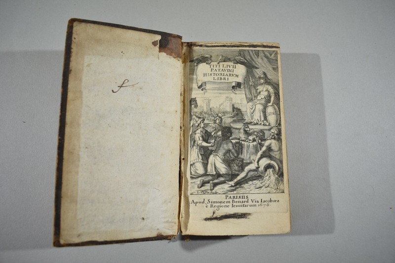 Titi Livii Patavini Historiarum Libri - 1676