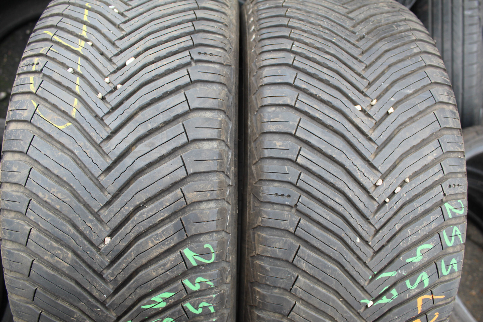 255 45 19 Michelin, Cross Climate, XL, 104H,  x2 A Pair 6.0mm (F1_tyres) L2465