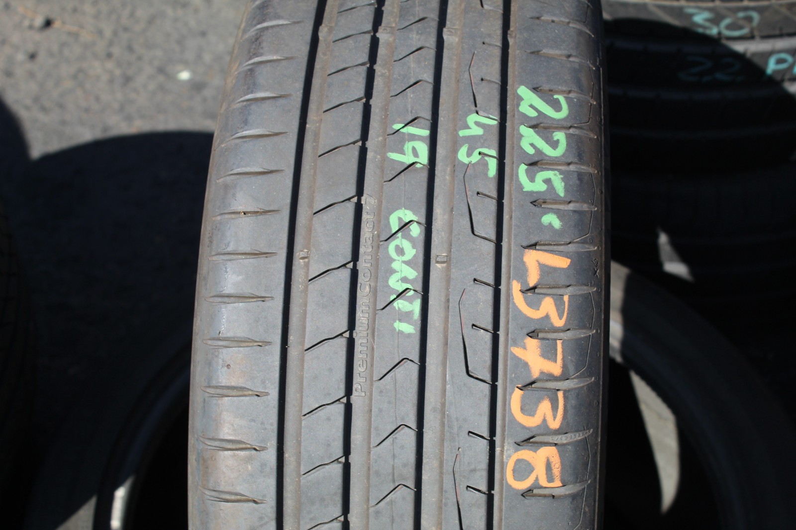 225 45 19 Continental, PC 7, EV, XL, 96Y, x1 Single Tyre 7.0mm (F1_tyres) L3738