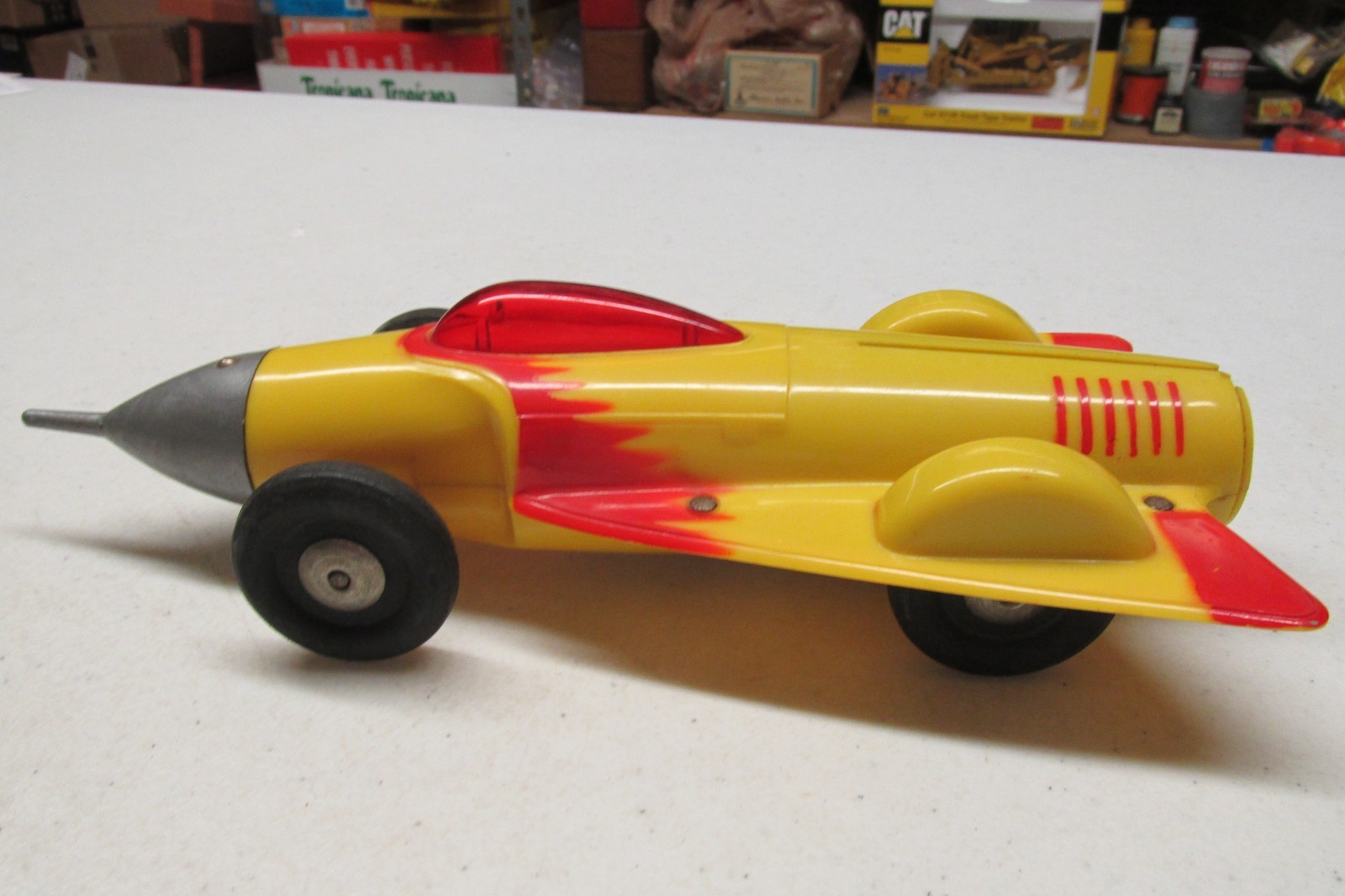 WIND-UP  TURBO-JET CAR BY IDEAL