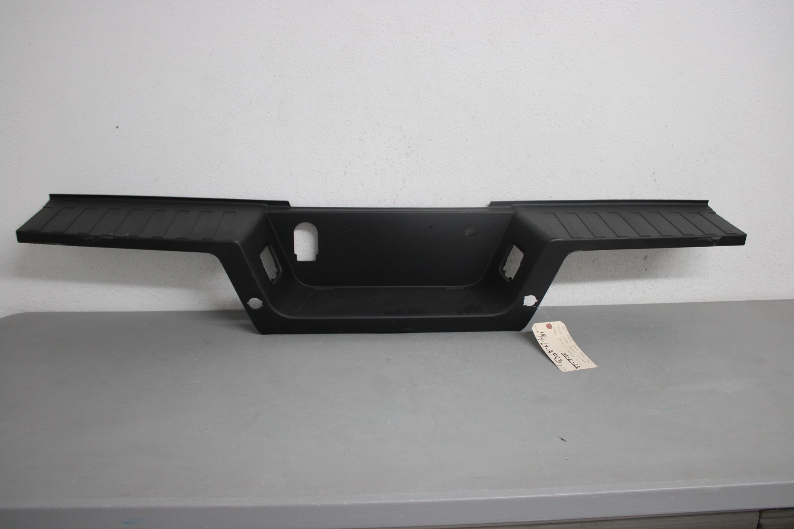 2017 2022 FORD F250 F350 SUPER DUTY REAR BUMPER STEP PAD WITH SENSOR HOLES