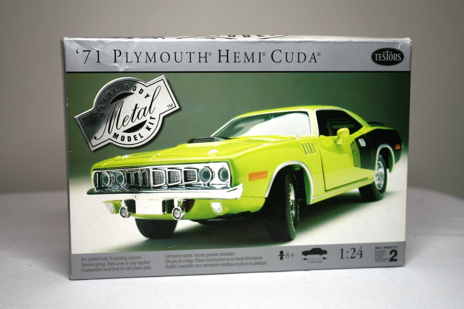 1971 プリムス　ヘミクーダ　1：24サイズ Testors 1:24 1971 '71 Plymouth Hemi Cuda Metal Model Kit