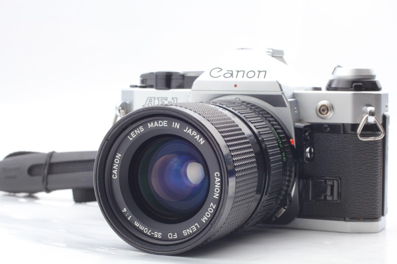 N MINT】 Canon AE-1 Program Silver + New FD NFD 35-70mm f/4 N MINT】 Canon AE-1 Program Silver + New FD NFD 35-70mm f/4