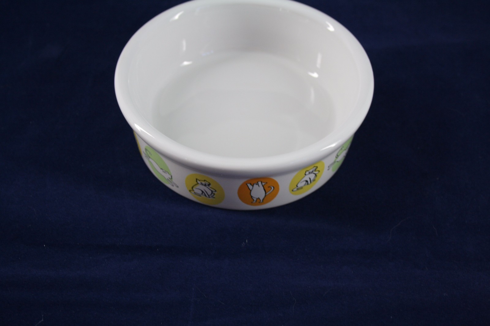 Ceramic Cat Food Bowl by TAG ltd Approx 4 3/4
