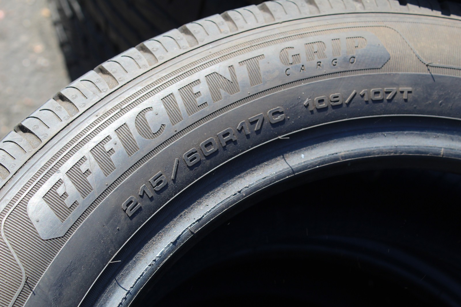 215 60 17C Goodyear, Efficient Grip, 109/107T x2 A Pair 8.0mm (F1_tyres) L3732