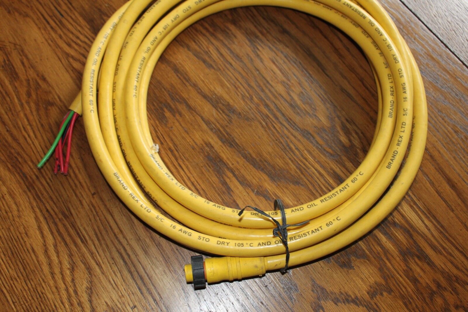 BRAND REX * 16 AWG CABLE * 5/C STO Dry 105*C and Oil Resistant 60*C. 16 ft. long