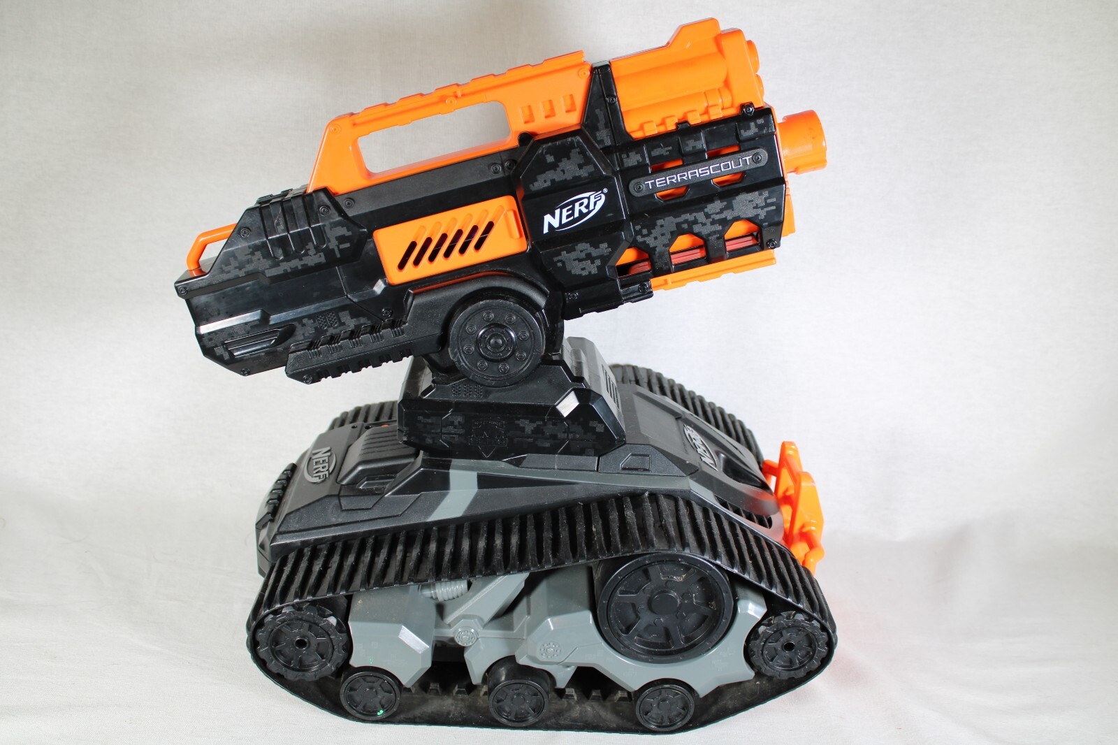 Nerf Terrascout N Strike Tank Drone Elite (Includes Battery Nerf Terrascout N Strike Tank Drone Elite (Includes Battery