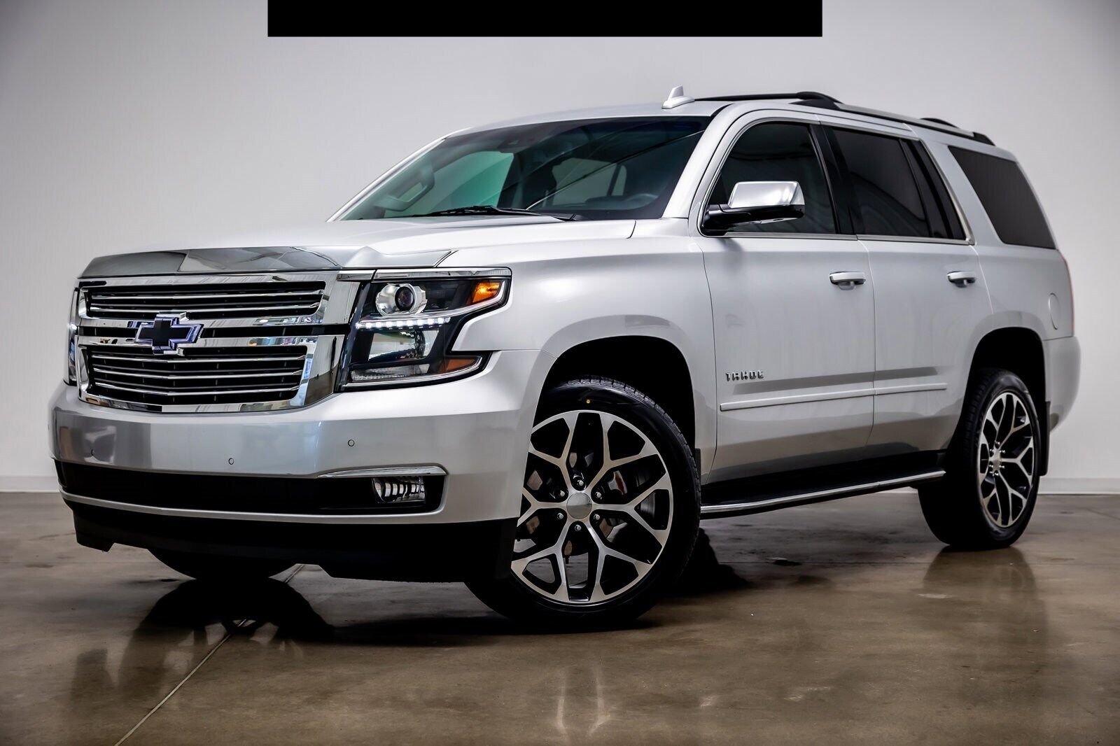 2019 Chevrolet Tahoe Premier 34169 Miles Silver Ice Metallic Sport