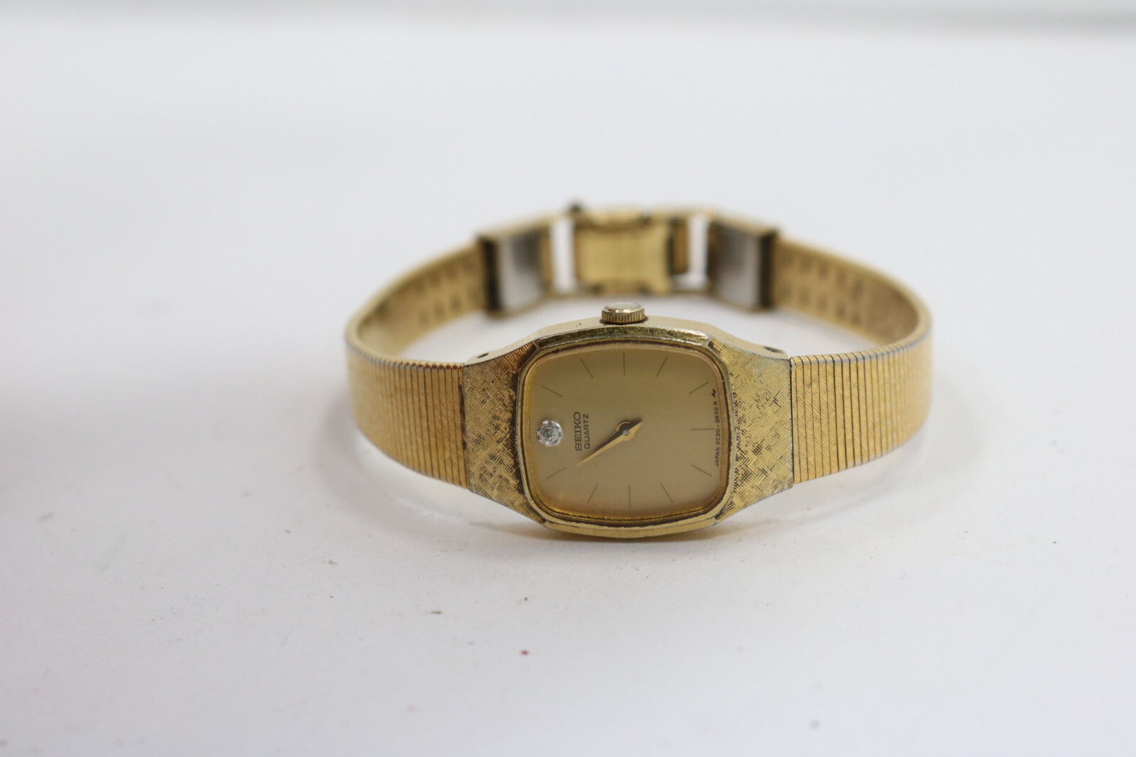 Vintage Seiko 2c20-6379 Gold tone Diamond Dial Womens Watch Vintage Seiko 2c20-6379 Gold tone Diamond Dial Womens Watch