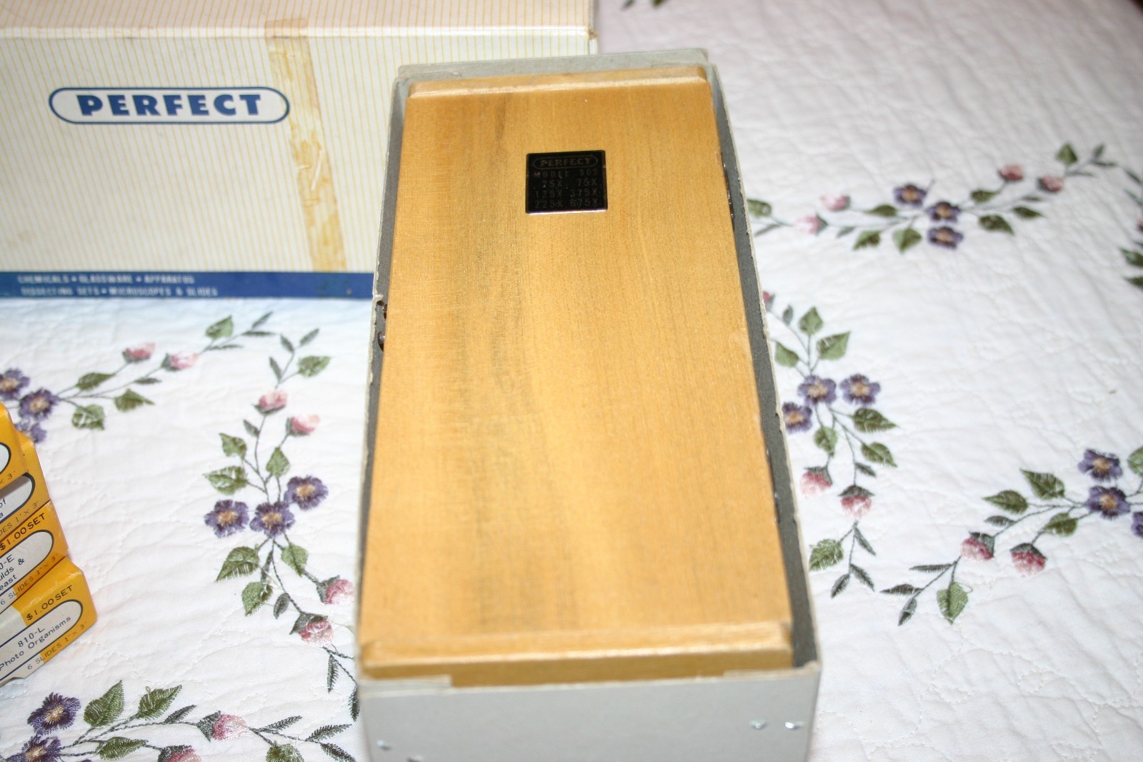 Vintage PERFECT Microscope Model 802 Laboratory New In Original Box