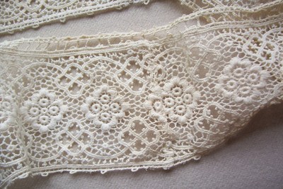 Vtg Cotton Edwardian insertion Lace Trim Sewn in Circle Bodice ? Camisole ?