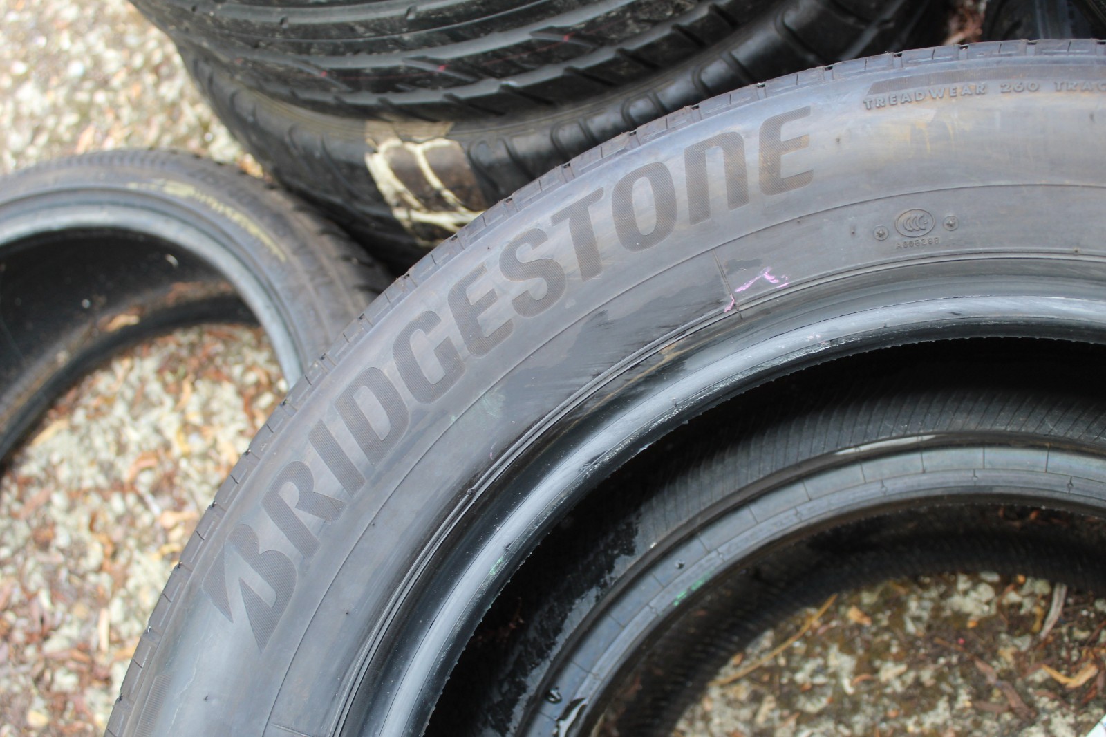 New 225 60 18 Bridgestone, Alenza HL33, 100V, x1 Single Tyre (F1_tyres) X70