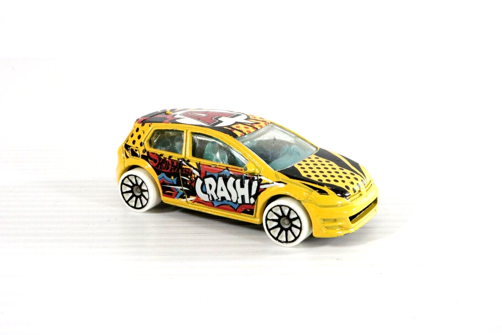 Volkswagen Golf Mk7 Zoom Crash Comic Diecast Toy Car Djf83 (2016)