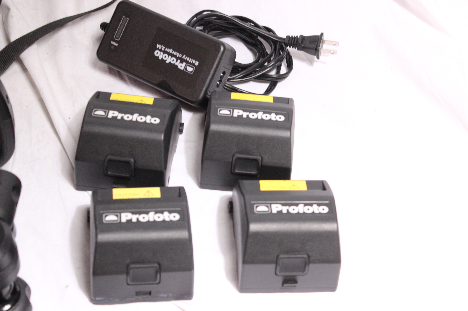 Profoto B1 500 AirTTL 2-Light Location Kit with Backpack and four batteries #3