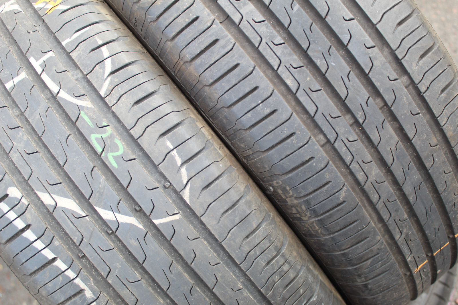 225 60 18 Continental, CEC 6, XL, 104V, x2 A Pair 5.4mm (F1_tyres) L3454