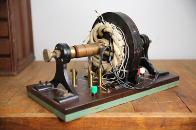 Antique Universal Scientific Co. Electric Motor Model Display instrument RARE