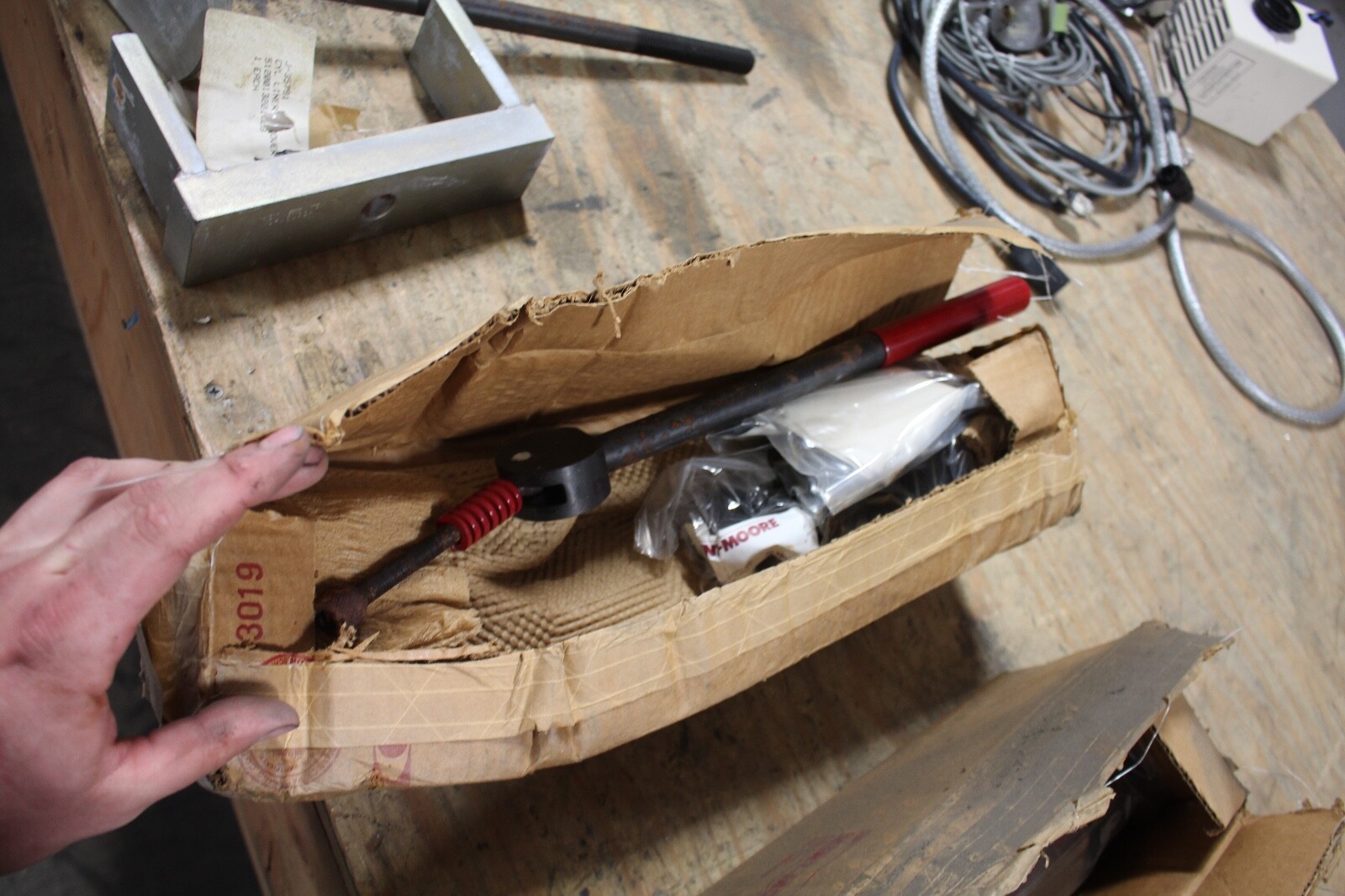 New Kent Moore Insert Remover Body J23479450a