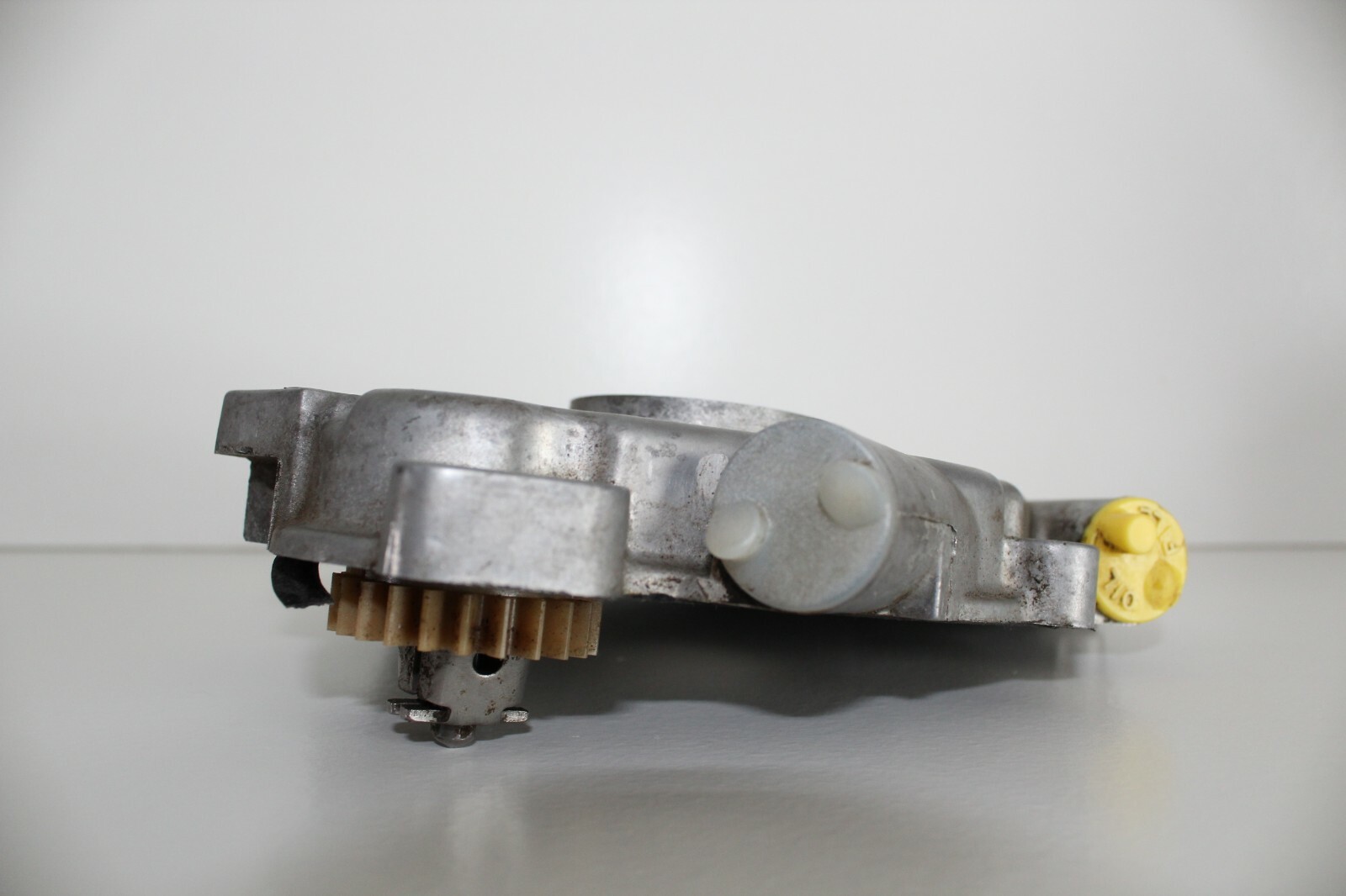 Briggs & Stratton Crankcase Side Cover Part #693204 w/ Bolts - 6.5 Intek OHV