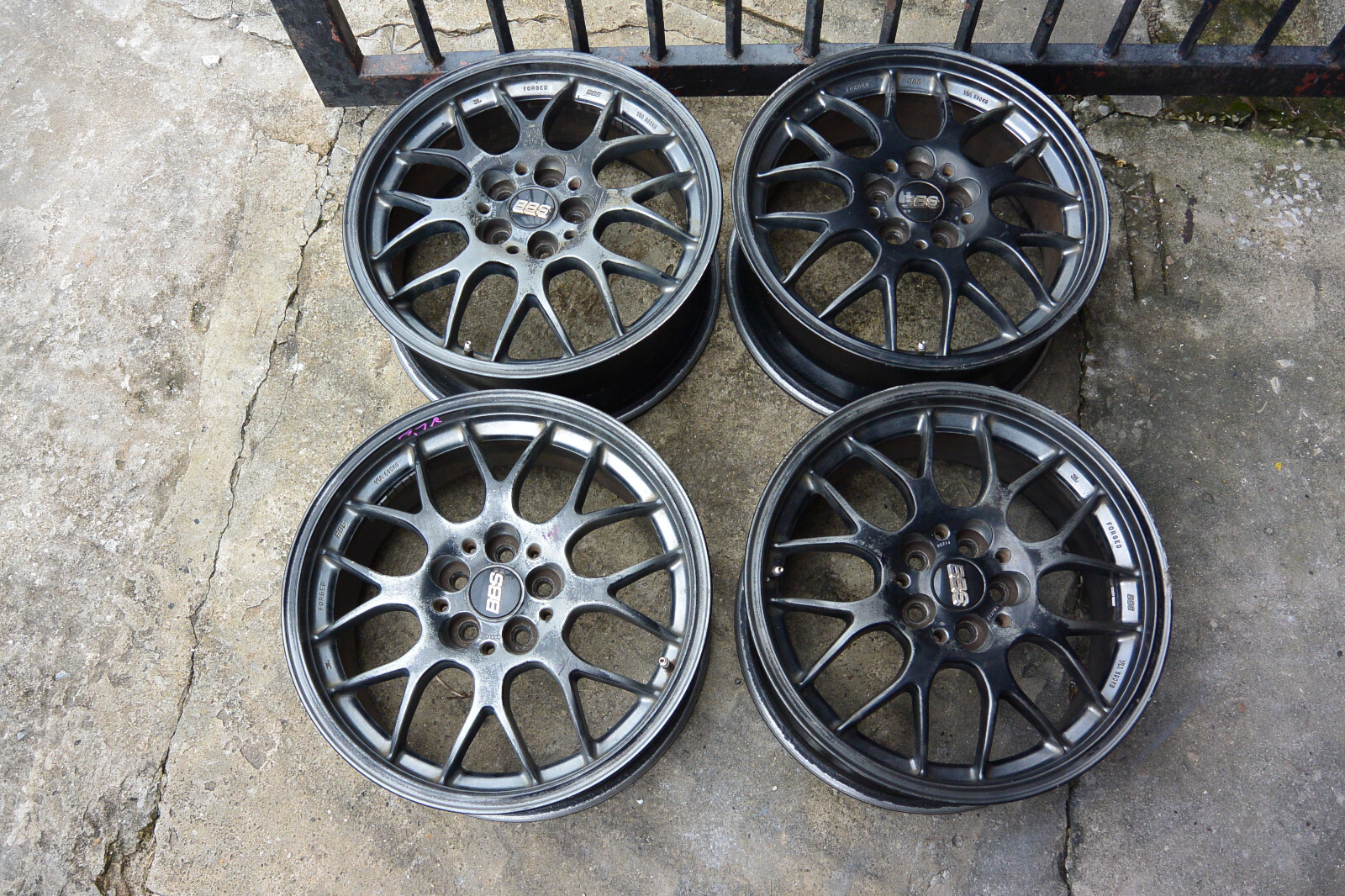 BBS 17インチ RG140 4本 - bbs Yahoo!オークション 17×9J+35 5H 