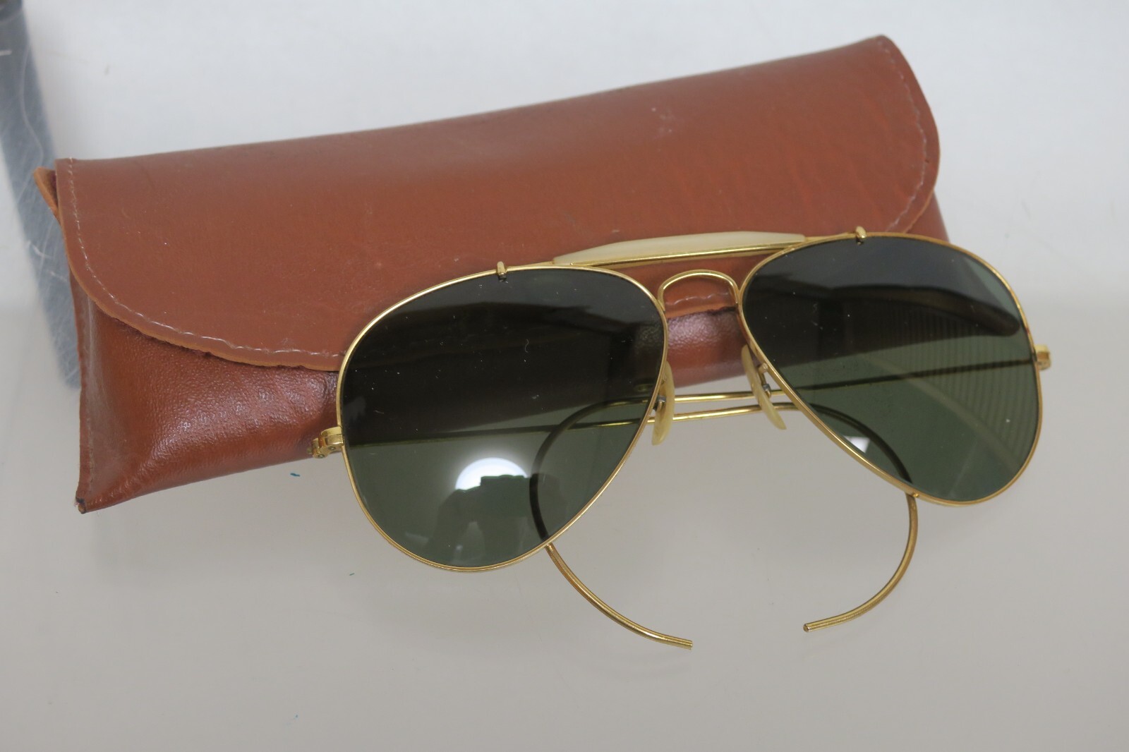 小物 Ray-Ban Aviator sunglasses archive y2k Ray Ban B&L 1/10 12K GF 52mm Aviator Sunglasses From The