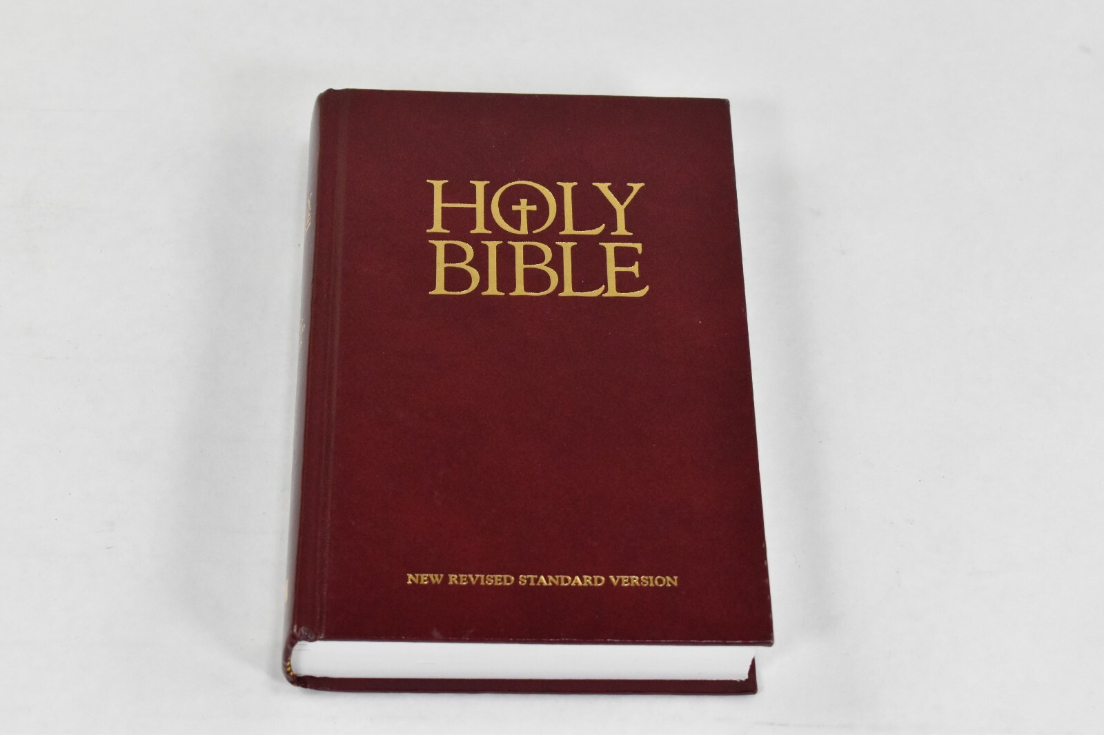 The Holy Bible: New Revised Standard Version with Apocrypha