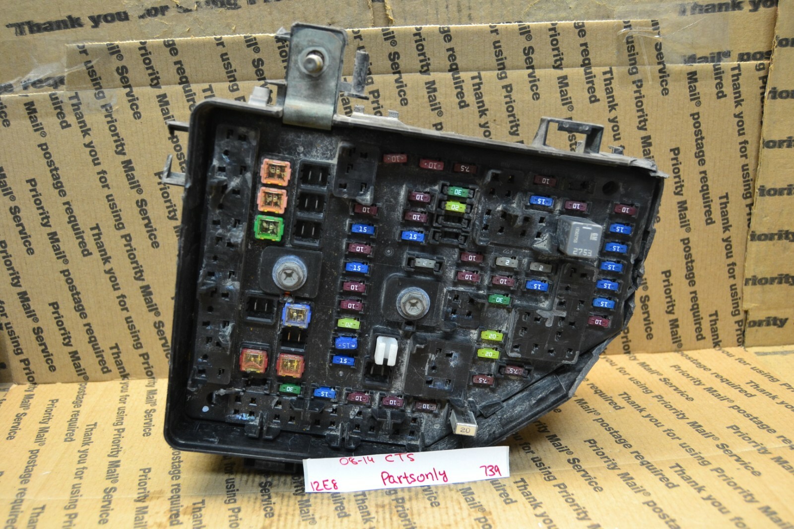 2008-2014 Cadillac CTS Fuse Box Junction OEM Module 25892797 2008-2014 Cadillac CTS Fuse Box Junction OEM Module 25892797