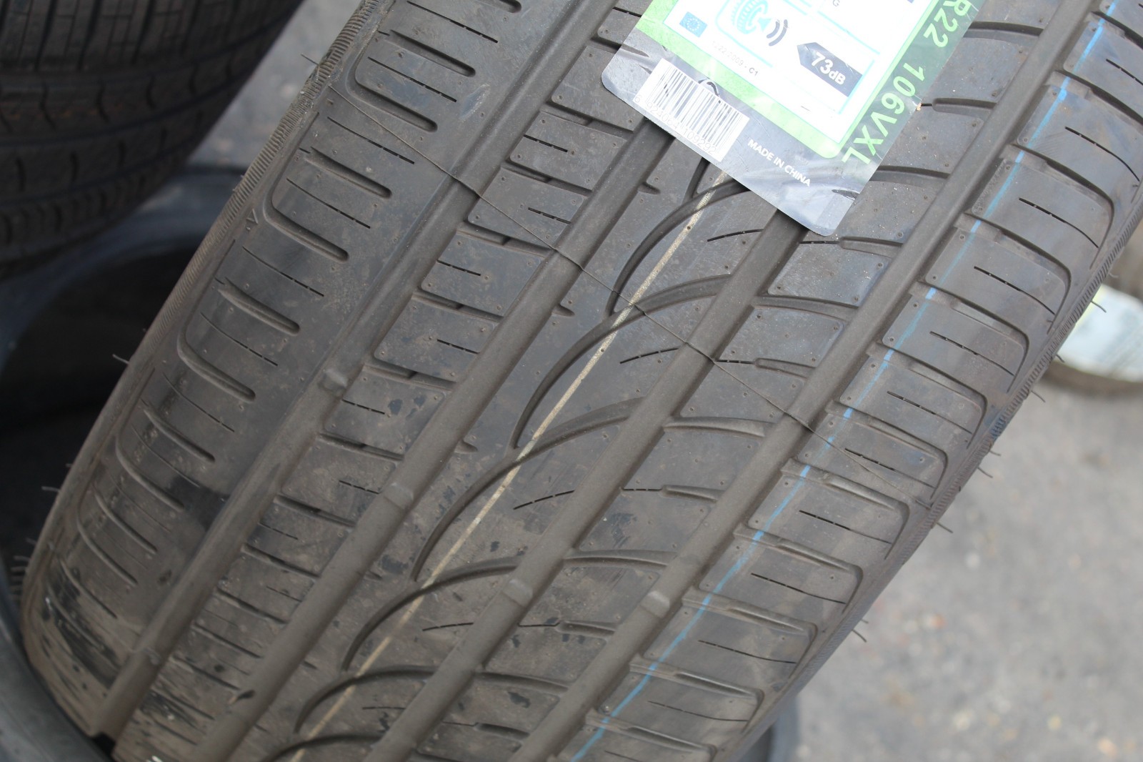 New 285 35 22 Lanvigator, CatchPower, XL, 106V, x1 Single Tyre (F1_tyres) YD090