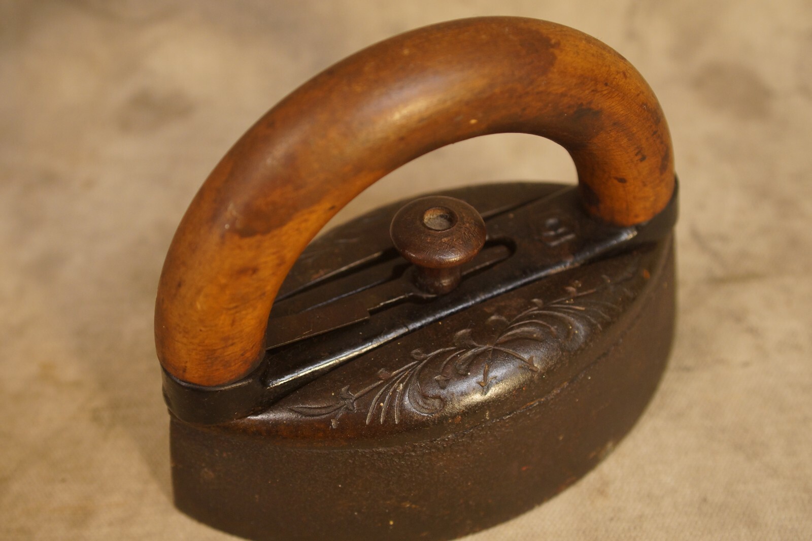 Antique Cast Iron Wood Clothing Sad Iron