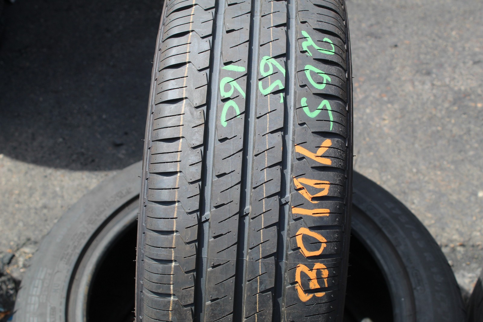 New 205 65 16C Hankook, Vantra LT, 107/105T, x1 Single Tyre (F1_tyres) YD108