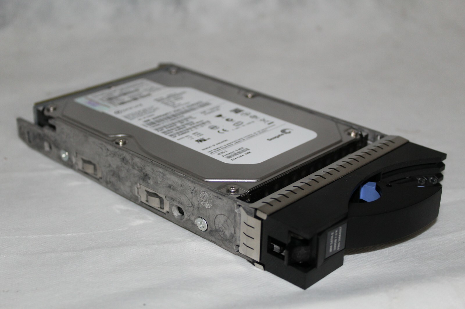 IBM 39M4530 500 GB 3.5 内蔵ハードドライブ SATA - 7200 rpm - ホットスワップ可能 (更新済み) IBM 500GB Internal 7200RPM 3.5
