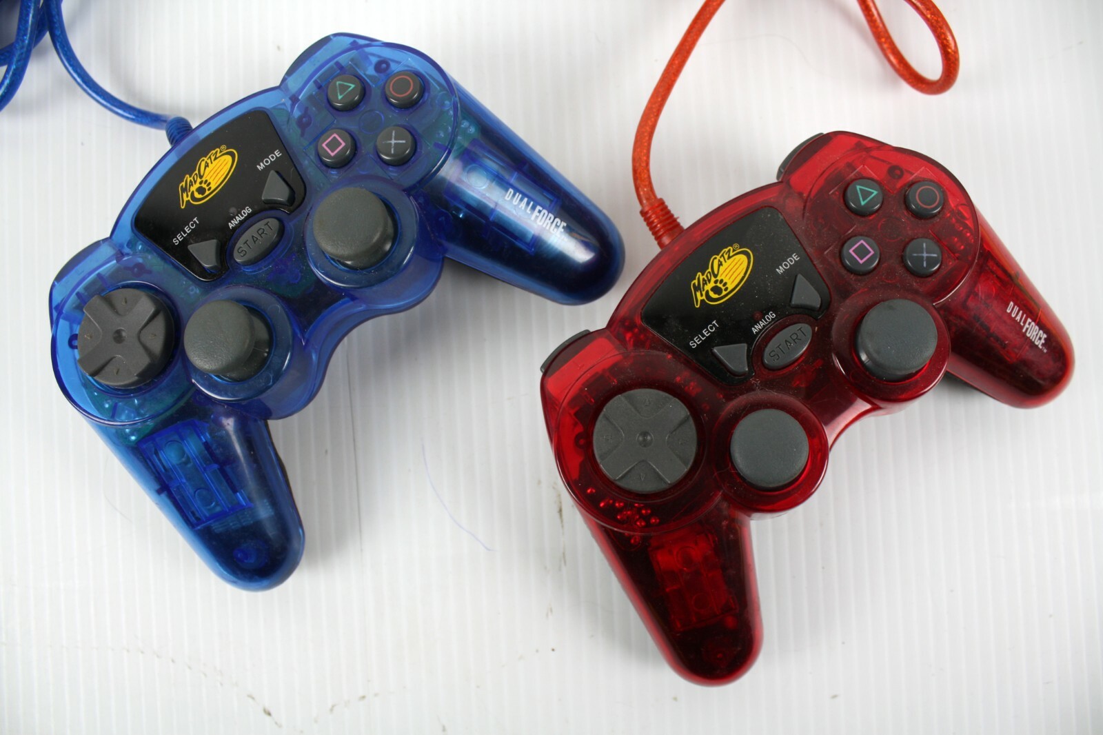 ps2 セット PS1 PSOne Mad Catz Dual Force Clear Red and Blue Controller