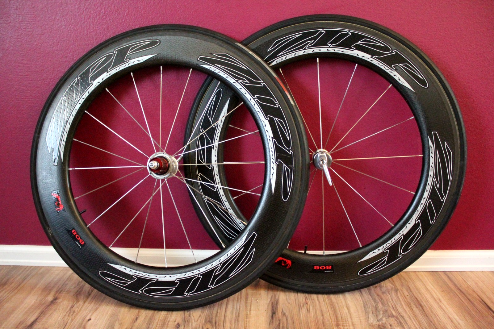ZIPP 808 ホイール　黒/赤 ZIPP 808 ホイール 黒/赤 - メルカリ
