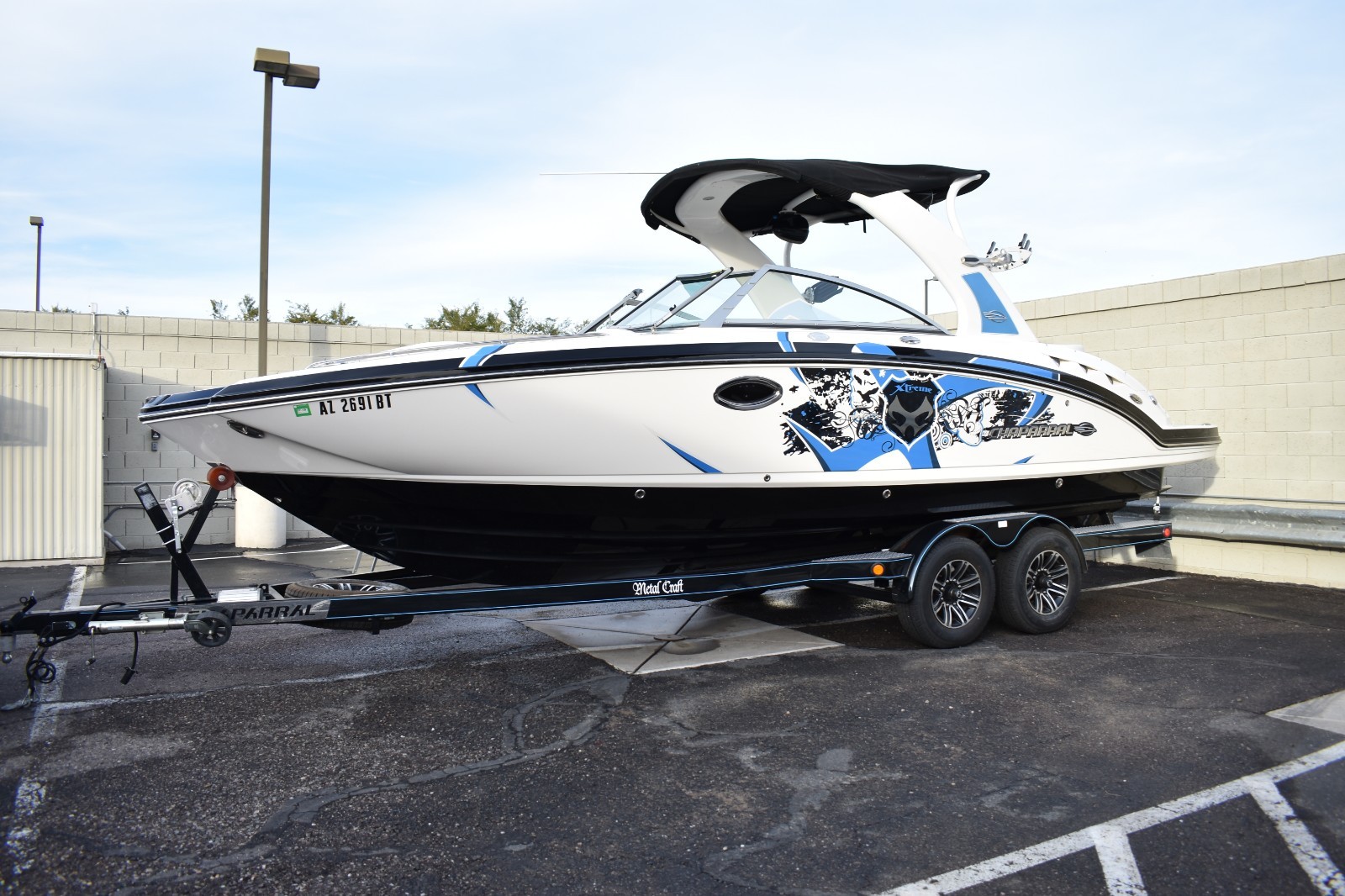2013 Chaparral 264 Xtreme Wakeboard deck Boat Mercruiser 8.2L 430hp 140hr
