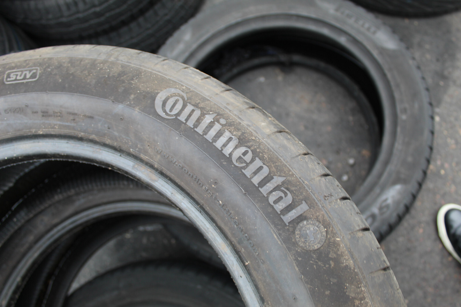 275 50 20 Continental, CSC 5, XL, 113W, x2 A Pair 5.0mm (F1_tyres) L2450