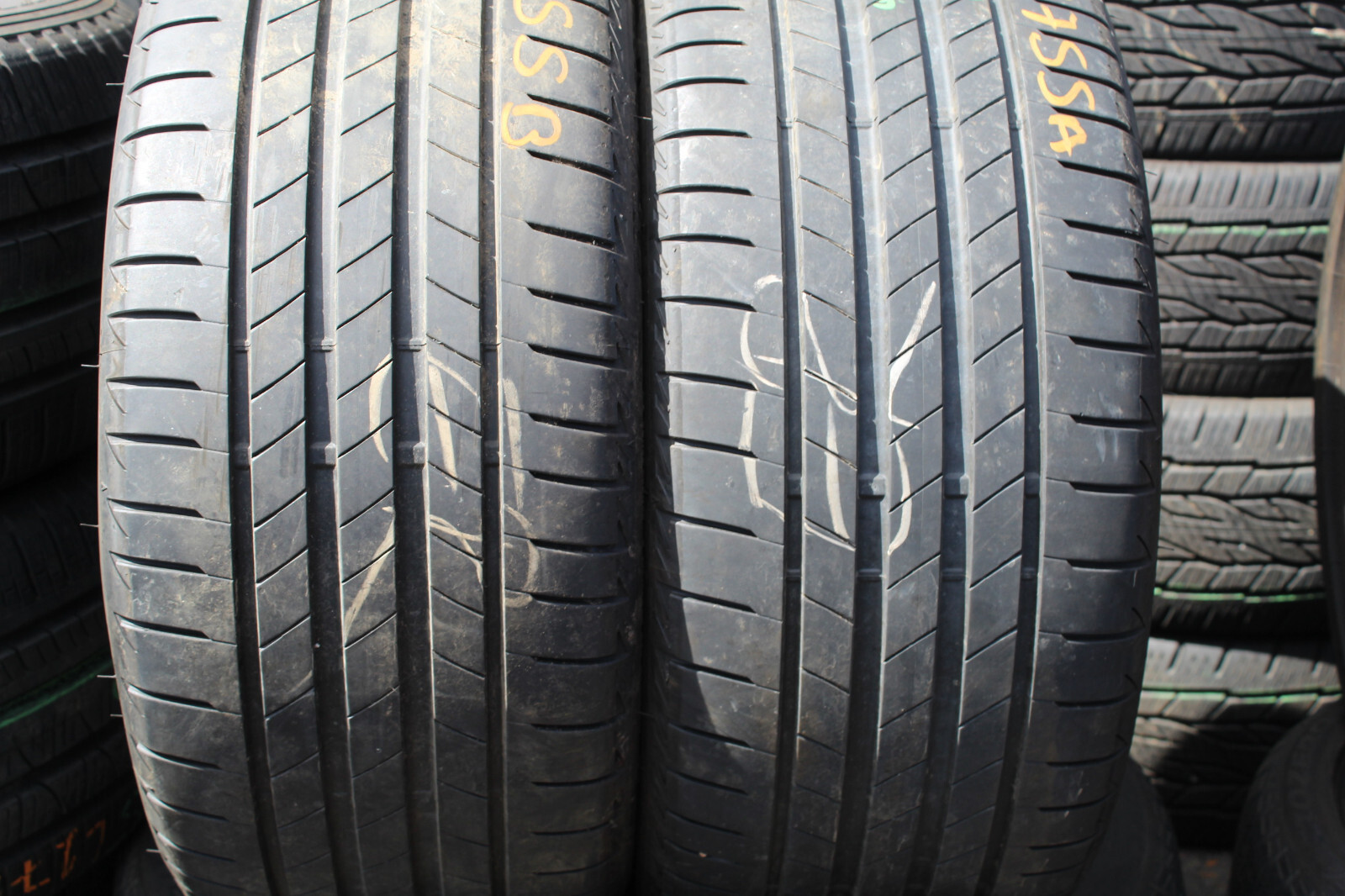 255 40 18 Bridgestone, Turanza T005, XL 99Y, x2 A Pair 6.2mm (F1_tyres) FO L2755