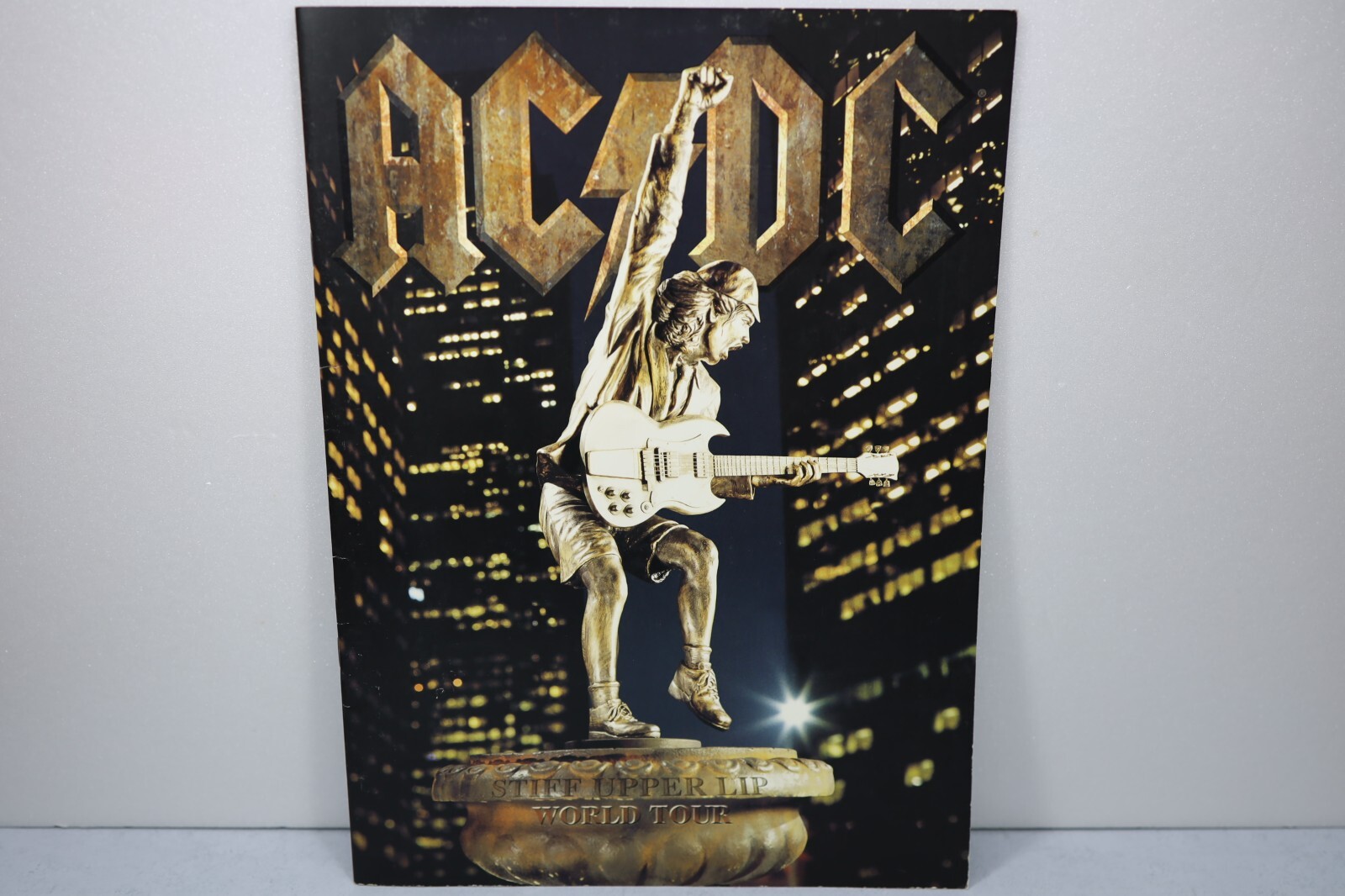 AC/DC  STIFF UPPER LIP LIVE  韓国盤 AC/DC STIFF UPPER LIP LIVE 韓国盤 Stream Stiff Upper Lip