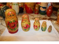 antique nesting dolls