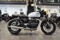 Triumph Bonneville T100, 2026, Snowdonia White/ Black. IN STOCK NOW Only £10195