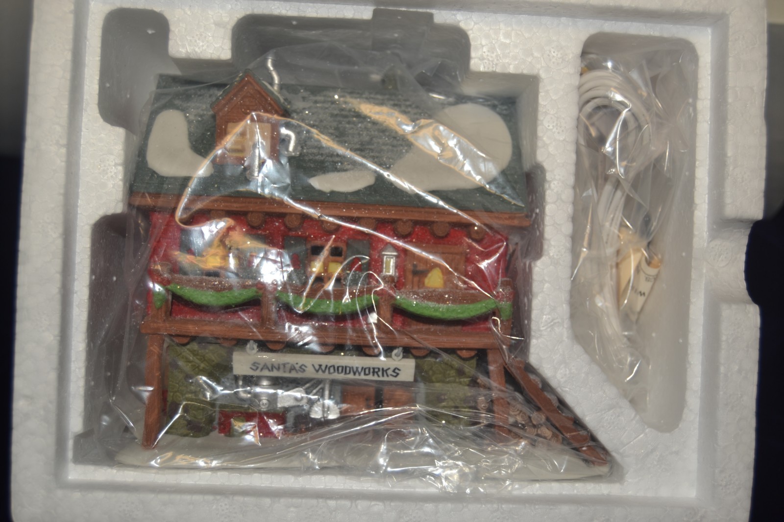 Dept 56 North Pole Series 3 Buildings Tin Soldier Woodworks Popcorn Cranberry