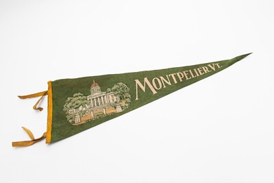 Vintage Montpelier Vermont State Capitol Building Souvenir Felt Pennant 26''