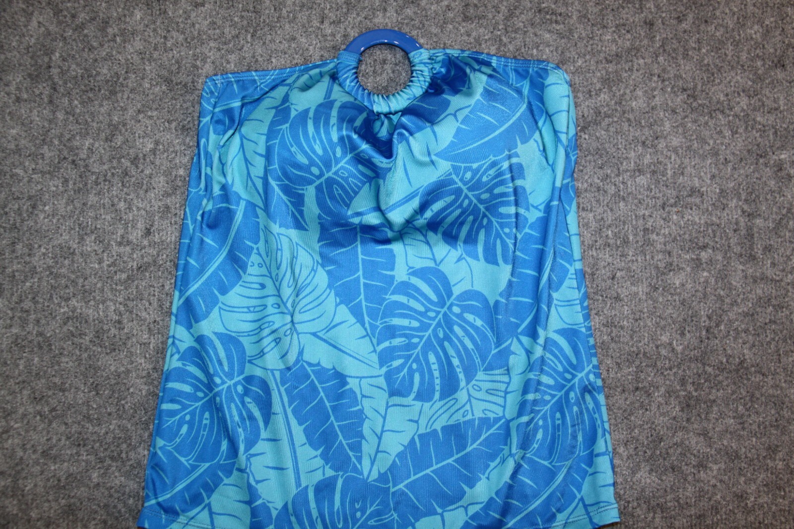 TANKINI OBERTEIL  GRÖSSE 38 BLAU TÜRKIS GEBLÜMT TRÄGERLOS SCHAUMSTOFFKÖRBCHEN